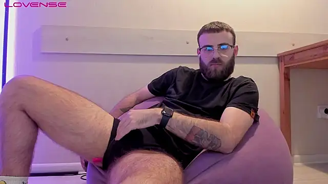 OtisRam online show from March 2025 07:39:01 PM