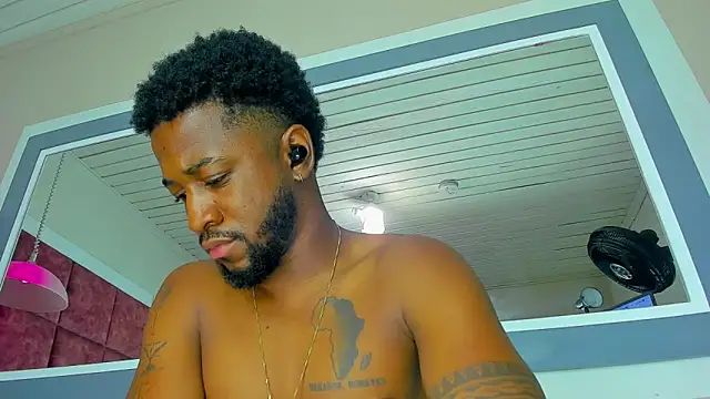 Snapshot of Drake_Nassir4 chatting on December 2024 06:05:01 PM Drake Nassir4 online show from December 2024 06:05:01 PM