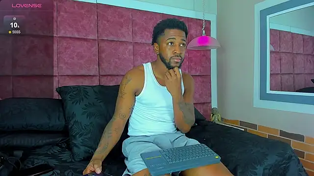 Snapshot of Drake_Nassir4 chatting on January 2025 09:57:02 PM Drake Nassir4 online show from January 2025 09:57:02 PM