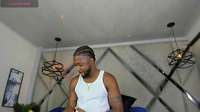 Snapshot of Drake_Nassir4 chatting on January 2025 03:26:02 PM Drake Nassir4 online show from January 2025 03:26:02 PM