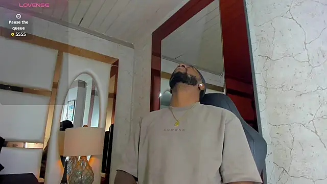 Snapshot of Drake_Nassir4 chatting on November 2025 02:55:02 PM Drake Nassir4 online show from November 2025 02:55:02 PM