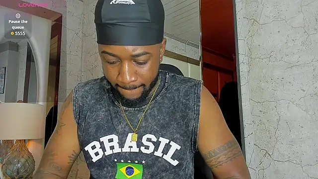 Snapshot of Drake_Nassir4 chatting on November 2025 02:39:02 PM Drake Nassir4 online show from November 2025 02:39:02 PM