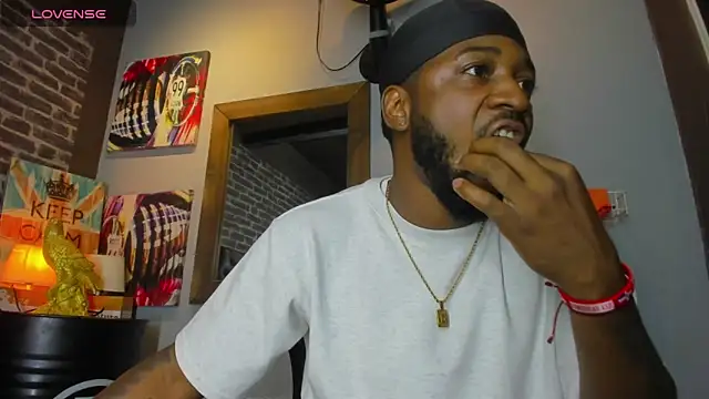 Snapshot of Drake_Nassir4 chatting on November 2025 02:28:02 PM Drake Nassir4 online show from November 2025 02:28:02 PM