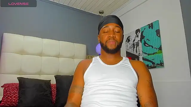 Snapshot of Drake_Nassir4 chatting on December 2025 03:21:01 PM Drake Nassir4 online show from December 2025 03:21:01 PM