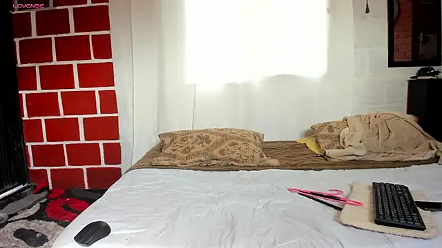 Kimandyuk online show from November 2025 08:09:01 PM