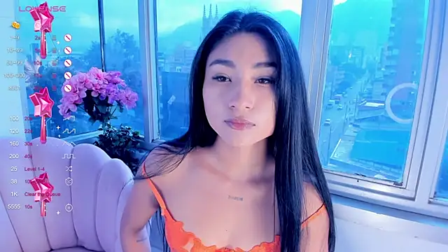 Snapshot of Megan_Lim chatting on January 2025 01:24:01 PM Megan Lim online show from January 2025 01:24:01 PM