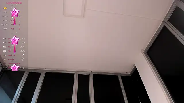 Snapshot of Megan_Lim chatting on January 2025 10:32:01 AM Megan Lim online show from January 2025 10:32:01 AM