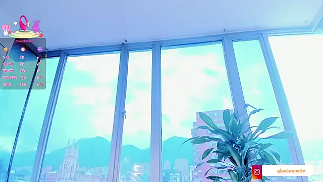 Snapshot of Megan_Lim chatting on February 2025 01:53:02 PM Megan Lim online show from February 2025 01:53:02 PM