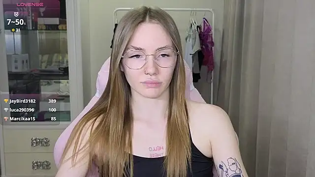 littlevildevil online show from February 2025 12:06:02 PM