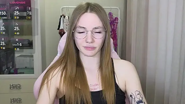 littlevildevil online show from March 2025 11:17:01 AM