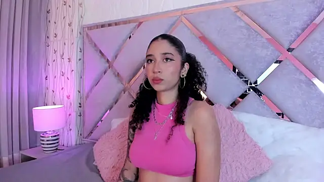 Snapshot of _lanna_jhonson_ chatting on February 2025 12:30:01 AM lanna jhonson online show from February 2025 12:30:01 AM