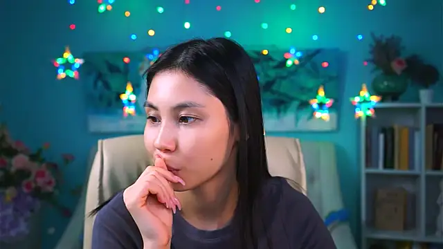 LittleSally   online show from December 2024 08:11:02 AM