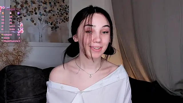 Snapshot of GillianDowdey chatting on January 2025 07:25:01 AM GillianDowdey online show from January 2025 07:25:01 AM