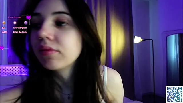 Snapshot of GillianDowdey chatting on March 2025 01:21:02 AM GillianDowdey online show from March 2025 01:21:02 AM