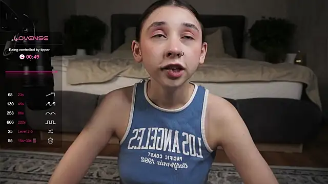 AislyEmbury online show from February 2025 11:03:01 PM