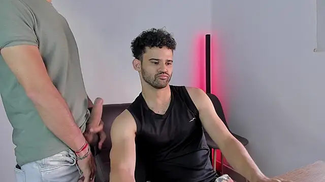 Snapshot of crisandrews chatting on September 2025 09:07:02 PM crisandrews online show from September 2025 09:07:02 PM