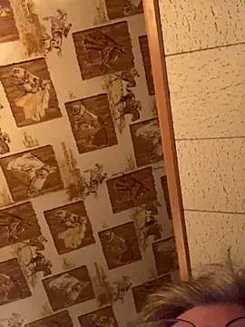 Snapshot of Tonybaloney1972 chatting on September 2025 02:33:01 AM Tonybaloney1972 online show from September 2025 02:33:01 AM