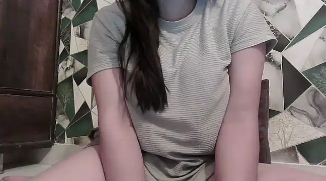 ANANYA-TIWARI online show from March 2025 09:49:01 PM