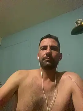 Romix2985 online show from August 2026 10:57:02 PM