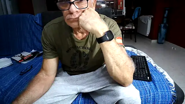 maduroguapo online show from October 2025 09:54:02 PM