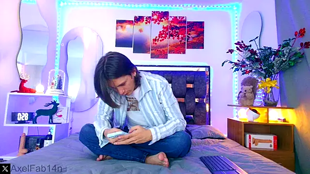 Alex and Fabian online show from December 2024 06:23:02 PM