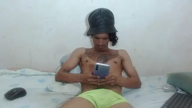 damian bottom bigcock online show from November 2025 02:25:01 AM