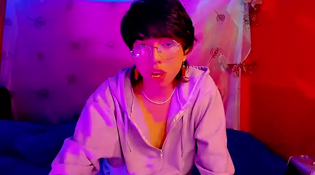 Snapshot of AnggelONfiree chatting on December 2024 07:58:01 AM AnggelONfiree online show from December 2024 07:58:01 AM