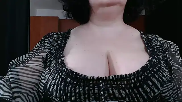  MissJ  online show from March 2025 01:27:02 PM
