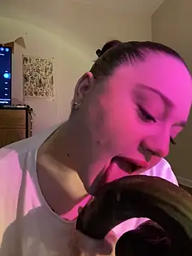 DaisyBooom online show from February 2025 07:16:02 PM