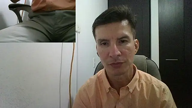 Snapshot of fieryloves chatting on December 2024 05:03:01 AM fieryloves online show from December 2024 05:03:01 AM