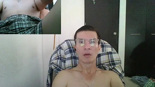 Snapshot of fieryloves chatting on January 2025 02:28:02 PM fieryloves online show from January 2025 02:28:02 PM