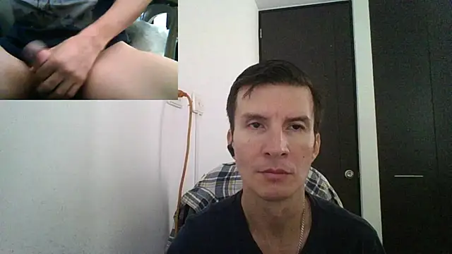 Snapshot of fieryloves chatting on January 2025 01:47:01 PM fieryloves online show from January 2025 01:47:01 PM