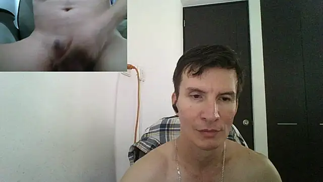 Snapshot of fieryloves chatting on January 2025 06:46:01 PM fieryloves online show from January 2025 06:46:01 PM