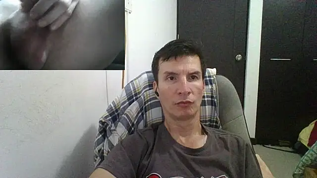 Snapshot of fieryloves chatting on January 2025 10:35:02 PM fieryloves online show from January 2025 10:35:02 PM