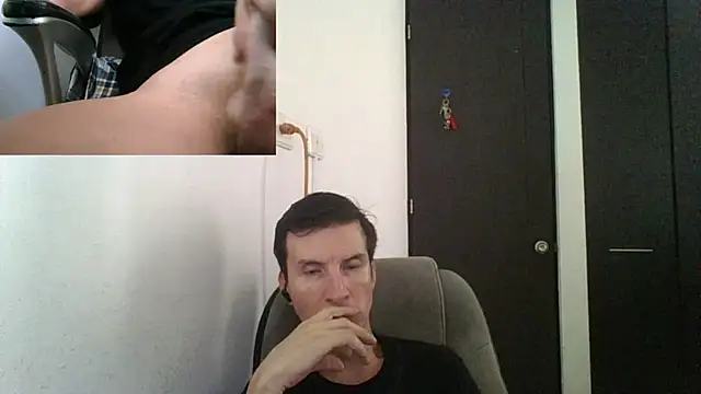 Snapshot of fieryloves chatting on January 2025 07:00:02 PM fieryloves online show from January 2025 07:00:02 PM