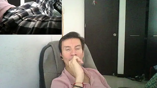 Snapshot of fieryloves chatting on February 2025 12:32:02 PM fieryloves online show from February 2025 12:32:02 PM