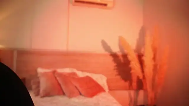 AliceShazaham  online show from December 2025 06:42:02 AM