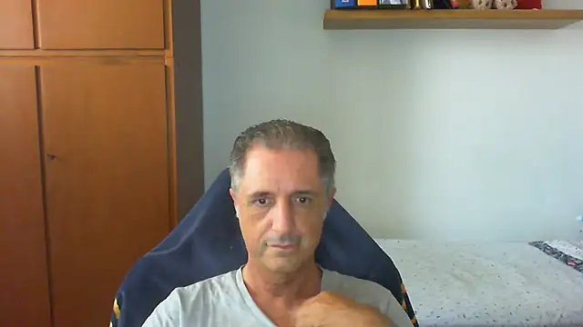 Snapshot of lliuk70mi chatting on June 2026 11:16:01 AM lliuk70mi online show from June 2026 11:16:01 AM