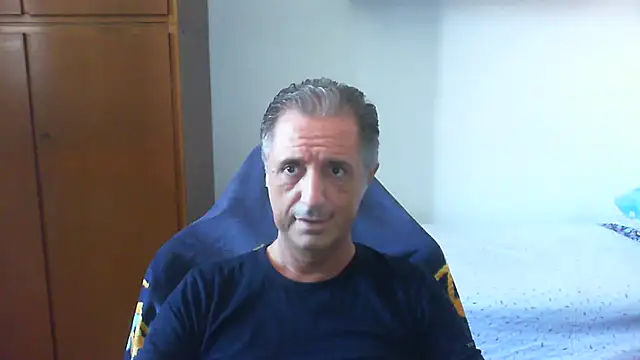 Snapshot of lliuk70mi chatting on July 2026 12:07:01 PM lliuk70mi online show from July 2026 12:07:01 PM