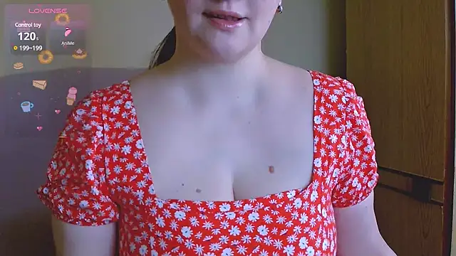 ChubbyMaia online show from March 2025 12:13:01 PM