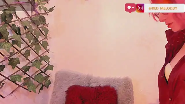 RedMeloddy online show from October 2025 07:36:01 PM