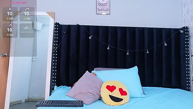 littleebonymommy online show from November 2025 02:56:02 AM