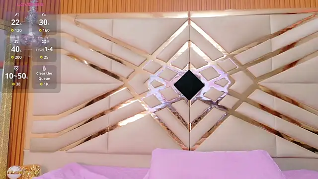 Snapshot of littleebonymommy chatting on February 2026 02:56:02 AM littleebonymommy online show from February 2026 02:56:02 AM