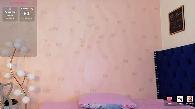 Snapshot of littleebonymommy chatting on February 2026 06:53:01 PM littleebonymommy online show from February 2026 06:53:01 PM