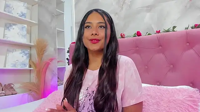 Snapshot of AnnaQueen_ chatting on September 2025 05:02:01 PM AnnaQueen online show from September 2025 05:02:01 PM