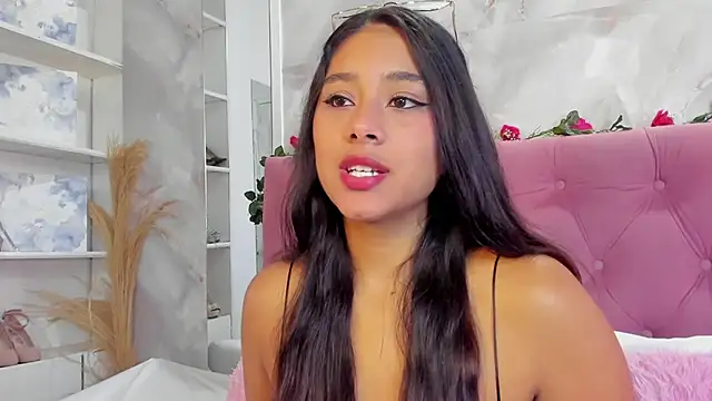 Snapshot of AnnaQueen_ chatting on October 2025 04:19:01 PM AnnaQueen online show from October 2025 04:19:01 PM