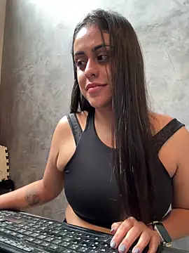 Snapshot of amorinha99 chatting on May 2026 05:42:02 PM amorinha99 online show from May 2026 05:42:02 PM