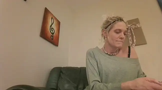 AddieAssets online show from December 2024 06:09:01 AM