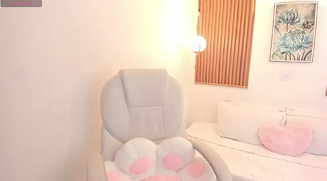 Snapshot of smallgiant27 chatting on March 2025 07:59:01 AM smallgiant27 online show from March 2025 07:59:01 AM