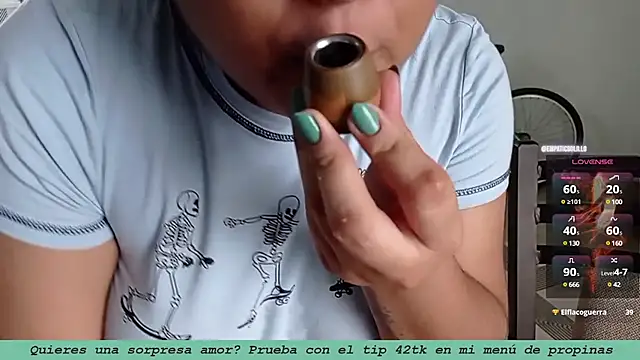 Snapshot of EmpaticBolillo chatting on January 2025 08:43:02 PM EmpaticBolillo online show from January 2025 08:43:02 PM